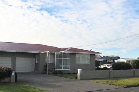 Photo of property in 1/83 Pine Avenue, New Brighton, Christchurch, 8061