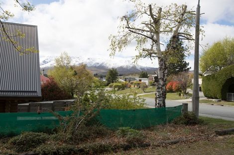 Photo of property in 5 Jeune Street, Lake Tekapo, 7999