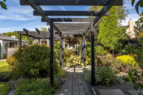 Photo of property in 5 Otara Street, Ilam, Christchurch, 8053