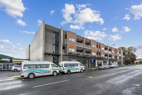 Photo of property in 209/40 East Street, Papakura, 2110