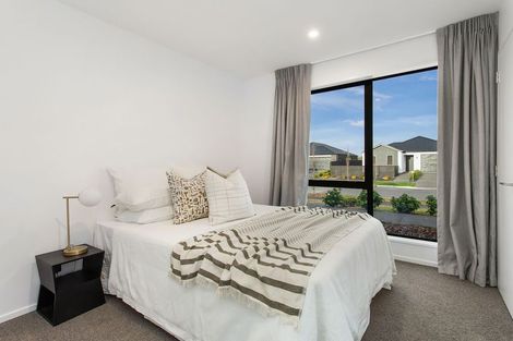 Photo of property in 35 Bill Hammond Drive, Belfast, Christchurch, 8051