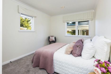 Photo of property in 30a Ranfurly Street, Trentham, Upper Hutt, 5018