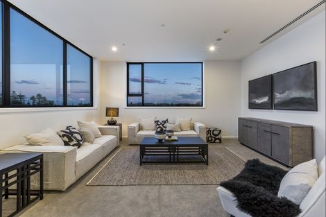 Photo of property in 6/14 Tamariki Avenue, Orewa, 0931