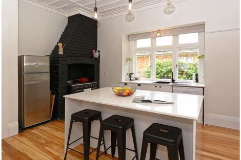 Photo of property in 932 Heaphy Terrace, Fairfield, Hamilton, 3214