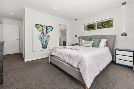 Photo of property in 35 Banks Boulevard, Whitby, Porirua, 5024