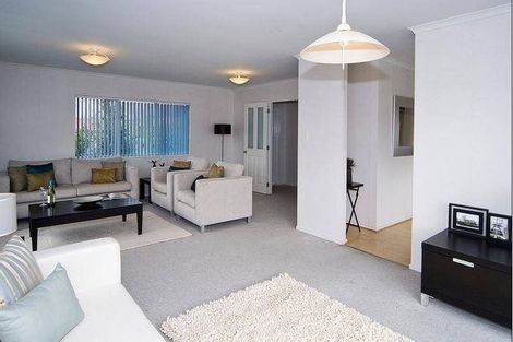 Photo of property in 12 Stanford Street, Albany, Auckland, 0632