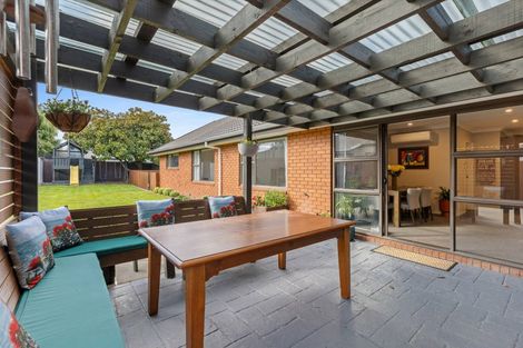 Photo of property in 10 Fuchsia Place, Halswell, Christchurch, 8025