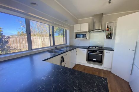 Photo of property in 2/88 Simmental Crescent, Somerville, Auckland, 2014