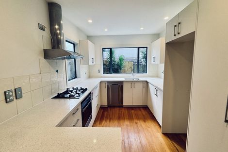 Photo of property in 4/35 John Court Street, Birkenhead, Auckland, 0626