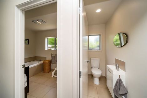 Photo of property in 92h Fairfield Road, Hawera, 4610