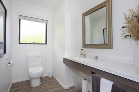 Photo of property in 455b State Highway 1, Bulls, 4894