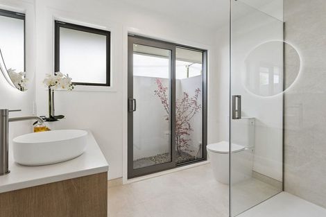 Photo of property in 1/35 Church Lane, Merivale, Christchurch, 8014