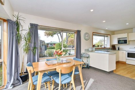 Photo of property in 5 Rossiter Avenue, Redwood, Christchurch, 8051