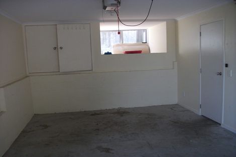 Photo of property in 157 Bradbury Road, Botany Downs, Auckland, 2010