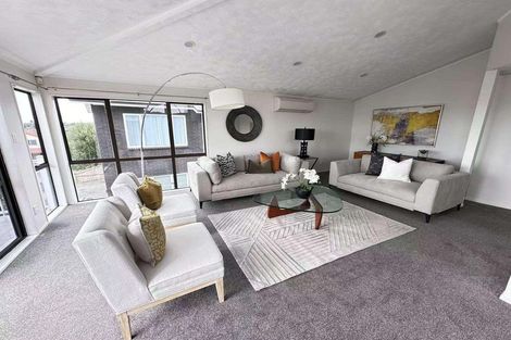 Photo of property in 5 Marlin Street, West Harbour, Auckland, 0618