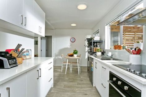 Photo of property in 1/48 Spinella Drive, Bayview, Auckland, 0629