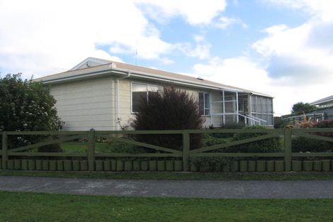 Photo of property in 61 Herbert Avenue, Cloverlea, Palmerston North, 4412