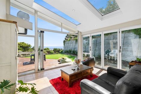 Photo of property in 89 South Road, Blagdon, New Plymouth, 4310