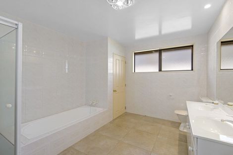 Photo of property in 47 Watsons Road, Harewood, Christchurch, 8051