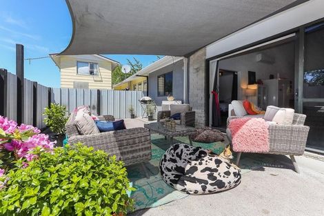 Photo of property in 9a Peter Place, Mangakakahi, Rotorua, 3015