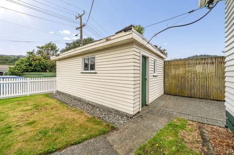 Photo of property in 74 Bledisloe Crescent, Wainuiomata, Lower Hutt, 5014