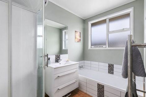 Photo of property in 42 Herewini Street, Titahi Bay, Porirua, 5022