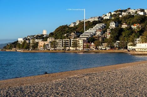Photo of property in 4/308 Oriental Parade, Oriental Bay, Wellington, 6011