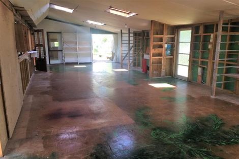 Photo of property in 170 Weggery Drive, Waikanae Beach, Waikanae, 5036