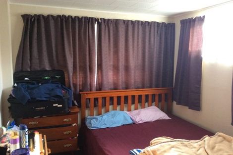 Photo of property in 194 Don Buck Road, Massey, Auckland, 0614