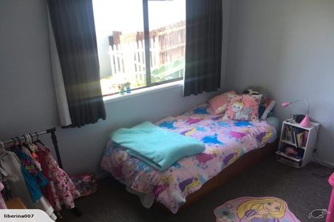 Photo of property in 15 Chislehurst Street, Henderson, Auckland, 0612