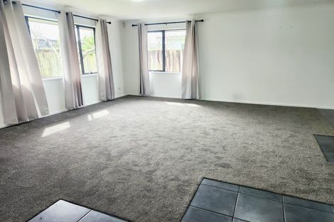 Photo of property in 109 Farnborough Drive, Grandview Heights, Hamilton, 3200