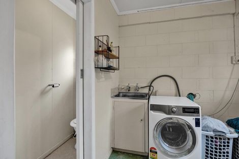 Photo of property in 1 Koromiko Street, Inglewood, 4330