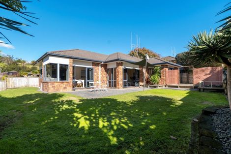 Photo of property in 11 Hawk Place, Welcome Bay, Tauranga, 3112