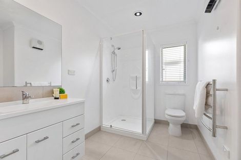 Photo of property in 39 Bridgewater Way, Pyes Pa, Tauranga, 3112