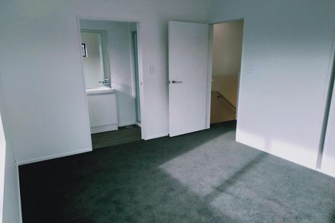 Photo of property in 4b Wattle Road, Sunnyvale, Auckland, 0612