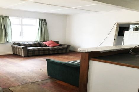 Photo of property in 19 Hadfield Terrace, Kelburn, Wellington, 6012