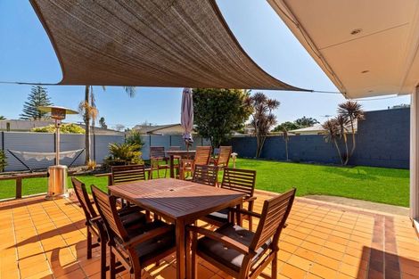 Photo of property in 5 Snell Avenue, Papakura, 2110