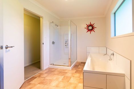 Photo of property in 20 Glenwood Grove, Whatawhata, Hamilton, 3285