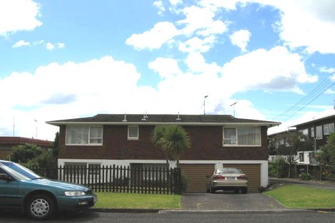 Photo of property in 1/31 Rangitoto Terrace, Milford, Auckland, 0620