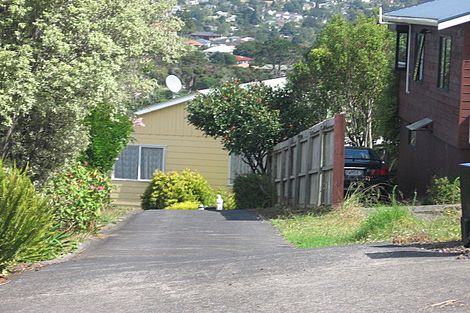 Photo of property in 1/5 Valecrest Place, Bayview, Auckland, 0629
