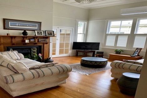 Photo of property in 108 Calliope Road, Stanley Point, Auckland, 0624