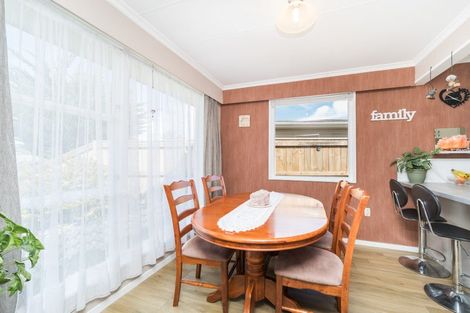 Photo of property in 28 Karamea Crescent, Kelvin Grove, Palmerston North, 4414