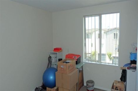 Photo of property in 3/25 Opito Way, East Tamaki, Auckland, 2013