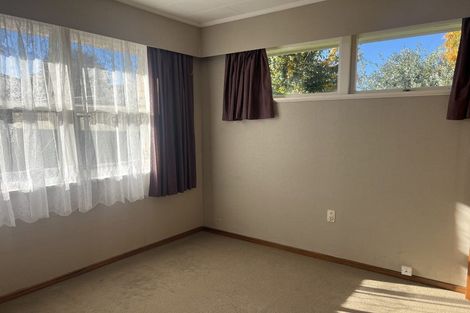 Photo of property in 24 Kensington Place, Fairfield, Hamilton, 3214