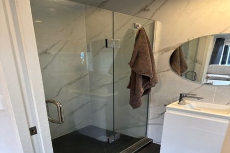 Photo of property in 10a Kelkirk Street, Kelston, Auckland, 0602