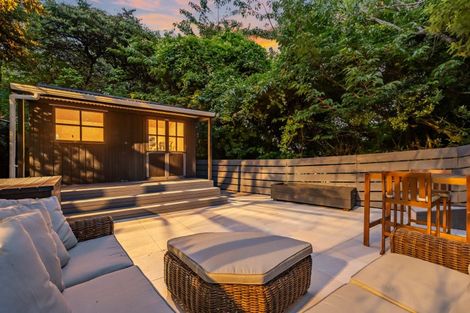 Photo of property in 19 Kitchener Terrace, Johnsonville, Wellington, 6037