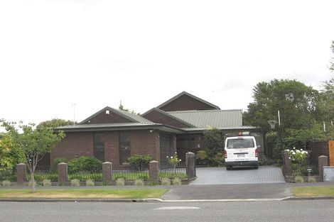 Photo of property in 245 Queenspark Drive, Parklands, Christchurch, 8083