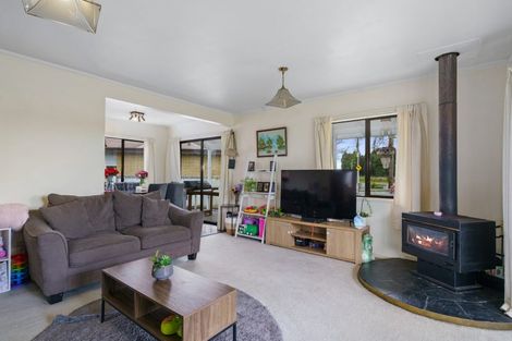 Photo of property in 52 Maclean Street, Cambridge, 3434