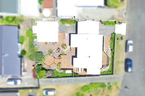 Photo of property in 4 Rangitane Grove, Waitarere Beach, Levin, 5510