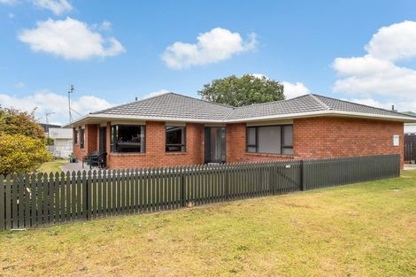 Photo of property in 1/58 Grey Street, Waitara, 4320